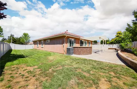 Exterior - 1198 Canyon Dr W, Tehachapi, CA 93561 photo 6 of 9