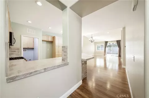 Entry Way - 1198 Canyon Dr W, Tehachapi, CA 93561 photo 1 of 2