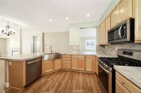 Kitchen - 1198 Canyon Dr W, Tehachapi, CA 93561 photo 4 of 4