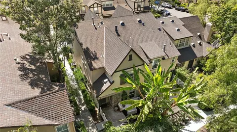 View/Area - 90 Three Vines Ct, Ladera Ranch, CA 92694 photo 2 of 5