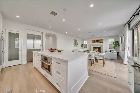 Kitchen - 113 Bouquet, Irvine, CA 92618 photo 5 of 7
