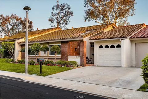 28052 Via Herrera, Mission Viejo, CA 92692