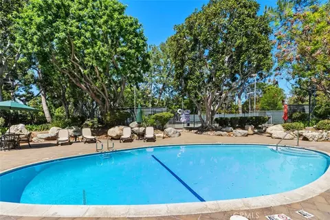 Exterior - 204 Pineview, Irvine, CA 92620 photo 10 of 16