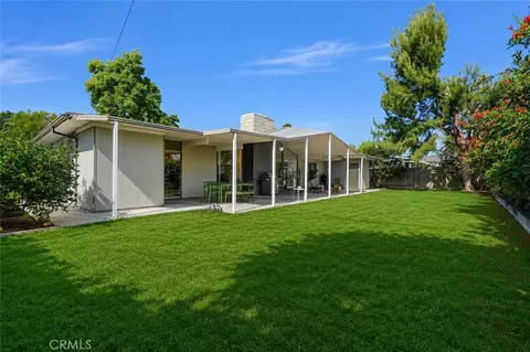 Exterior - 610 E Briardale, Orange, CA 92865 photo 9 of 10