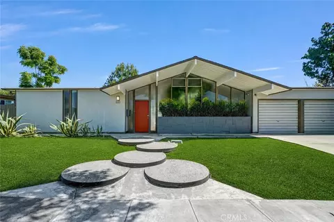 610 E Briardale, Orange, CA 92865