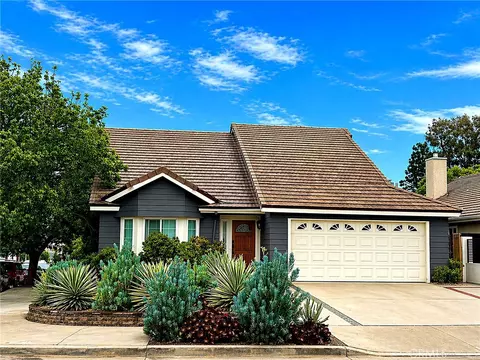 21100 Vintage, Chatsworth, CA 91311