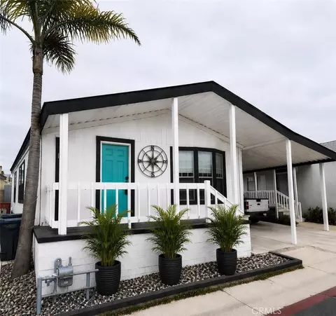 21851 Newland St #204, Huntington Beach, CA 92646