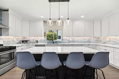 1347 Atlantic, Long Beach, CA 90813