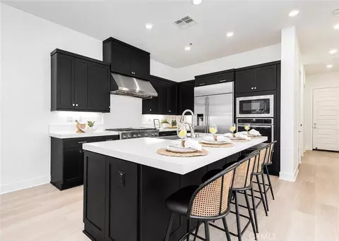 Kitchen - 168 Scale, Irvine, CA 92618 photo 1 of 6