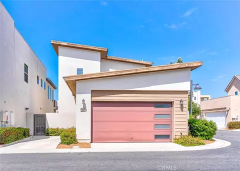 Exterior - 168 Scale, Irvine, CA 92618 photo 5 of 17
