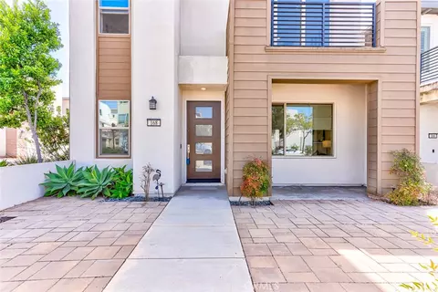 Exterior - 168 Scale, Irvine, CA 92618 photo 6 of 17