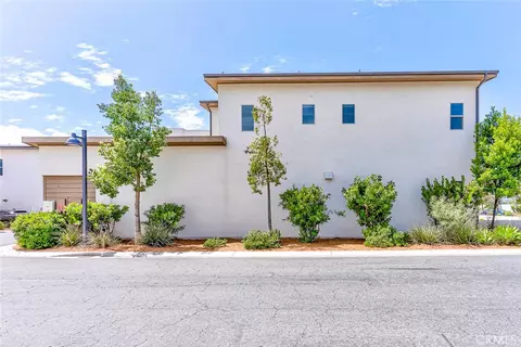 Exterior - 168 Scale, Irvine, CA 92618 photo 4 of 17