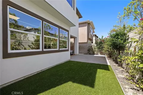 Exterior - 77 Pelican, Irvine, CA 92618 photo 10 of 14