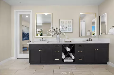Bath - 77 Pelican, Irvine, CA 92618 photo 9 of 9