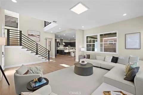 Living - 77 Pelican, Irvine, CA 92618 photo 4 of 6
