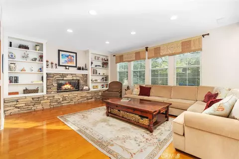 Living - 36 Walnut Crk, Irvine, CA 92602 photo 3 of 4