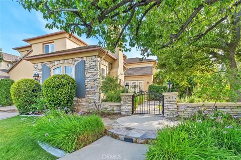 Exterior - 36 Walnut Crk, Irvine, CA 92602 photo 7 of 27