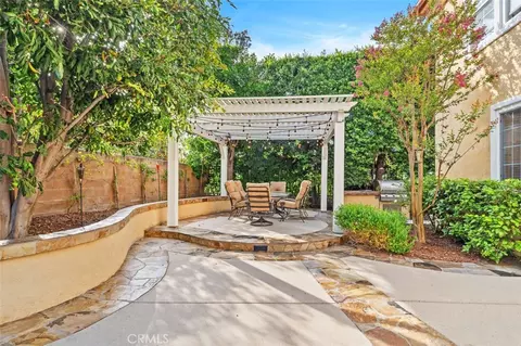 Exterior - 36 Walnut Crk, Irvine, CA 92602 photo 14 of 27