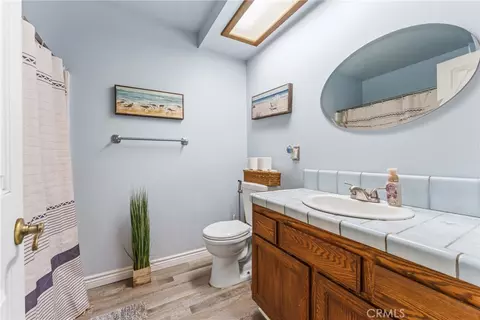 Bath - 6861 Oak Hill Rd, Oak Hills, CA 92344 photo 2 of 2