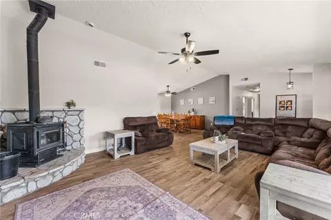 Other - 6861 Oak Hill Rd, Oak Hills, CA 92344 photo 3 of 8