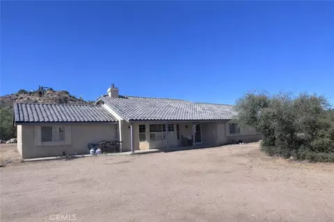 6861 Oak Hill Rd, Oak Hills, CA 92344