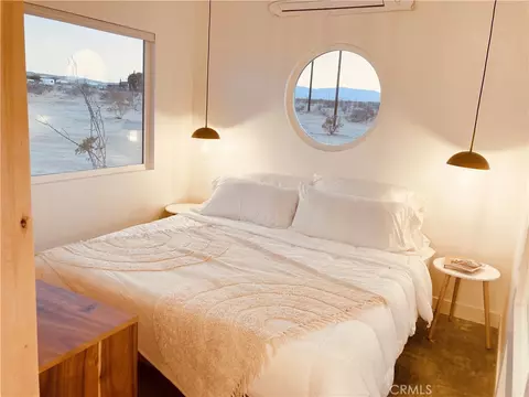 Bedroom - 60654 Mitch Ln, Landers, CA 92285 photo 4 of 5
