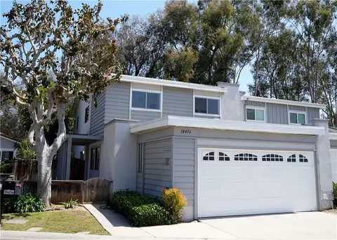 18456 Gina Ln, Huntington Beach, CA 92646