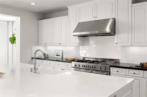 Kitchen - 55 Andrews, Irvine, CA 92618 photo 5 of 10
