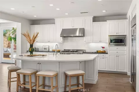 Kitchen - 55 Andrews, Irvine, CA 92618 photo 4 of 10