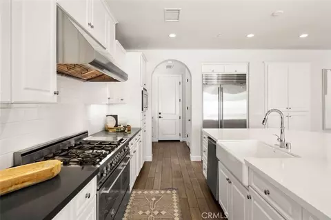 Kitchen - 55 Andrews, Irvine, CA 92618 photo 7 of 10