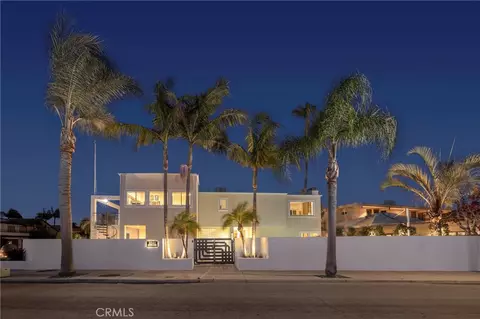 3242 Falkland, Huntington Beach, CA 92649