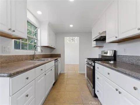 Entry Way - 1621 Pisco Ln, Oxnard, CA 93035 photo 1 of 6