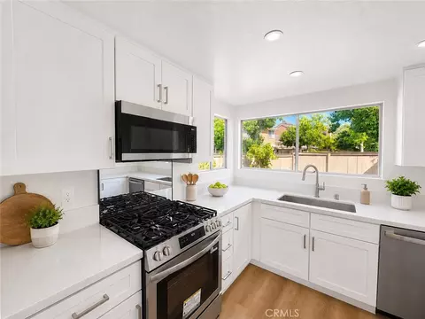 8 Rosewood, Aliso Viejo, CA 92656