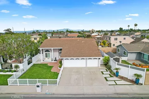 20082 Mayport Ln, Huntington Beach, CA 92646