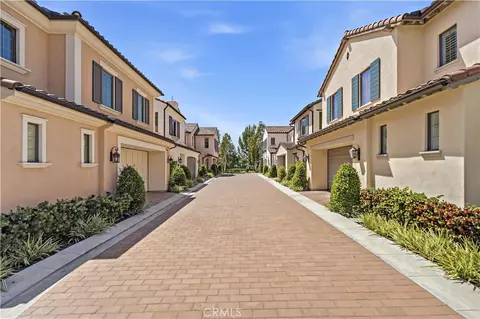 Exterior - 181 Oceano, Irvine, CA 92602 photo 5 of 6