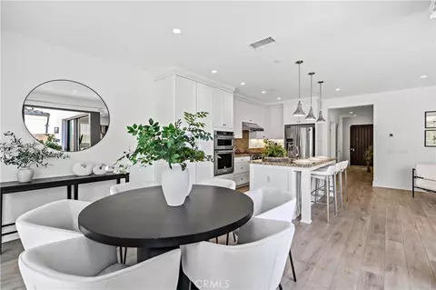 Dining - 181 Oceano, Irvine, CA 92602 photo 3 of 3