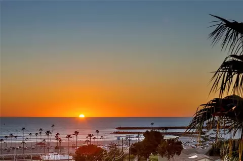 View/Area - 1200 N Harbor Dr N #7-C, Oceanside, CA 92054 photo 2 of 14