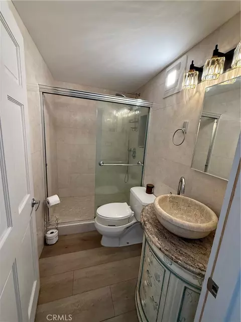 Bath - 1200 N Harbor Dr N #7-C, Oceanside, CA 92054 photo 4 of 6