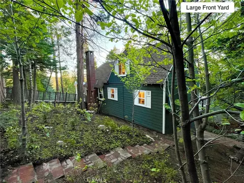 269 Hillside Rd, Lake Arrowhead, CA 92352