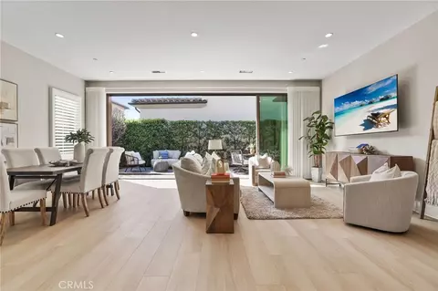 130 Donati, Irvine, CA 92602