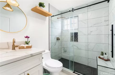 Bath - 608 E Collins Ave, Orange, CA 92867 photo 1 of 3