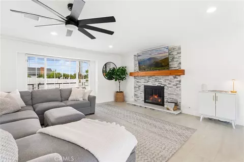 Living - 608 E Collins Ave, Orange, CA 92867 photo 2 of 4