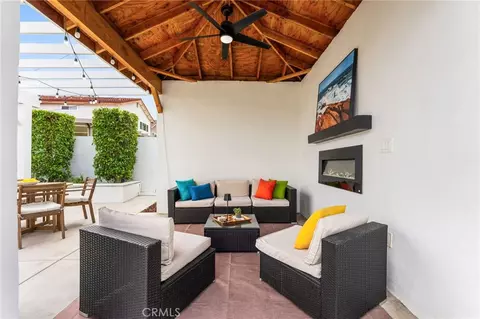 Exterior - 608 E Collins Ave, Orange, CA 92867 photo 5 of 8