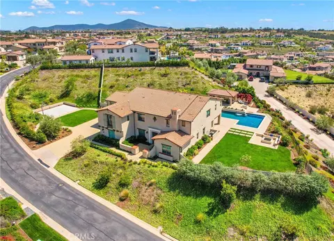 8461 Hinterland Dr, San Diego, CA 92127