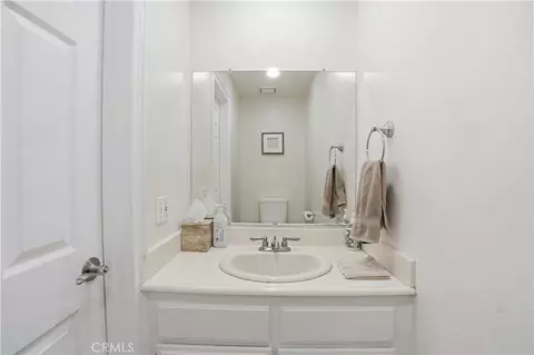 Bath - 48 Monroe, Irvine, CA 92620 photo 4 of 6