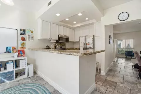 Kitchen - 48 Monroe, Irvine, CA 92620 photo 4 of 4