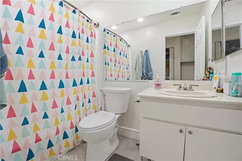 Bath - 48 Monroe, Irvine, CA 92620 photo 3 of 6
