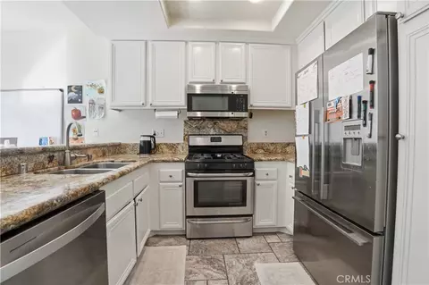 Kitchen - 48 Monroe, Irvine, CA 92620 photo 2 of 3