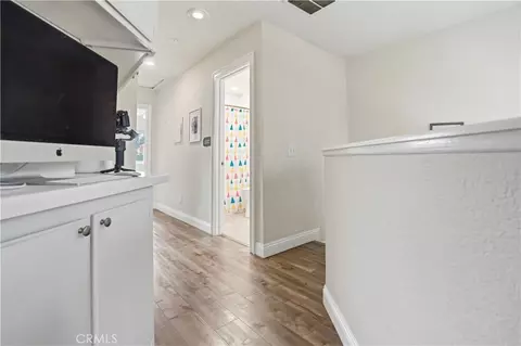 Entry Way - 48 Monroe, Irvine, CA 92620 photo 5 of 7