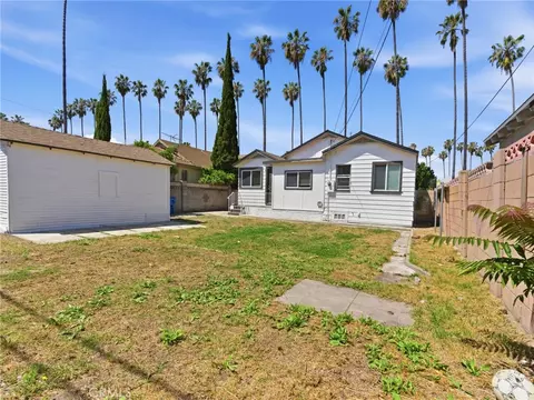 4900 8th Ave, Los Angeles, CA 90043